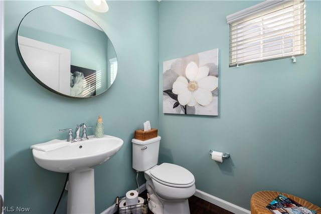 2430 Woodhawk Lane, Avon, OH 44011