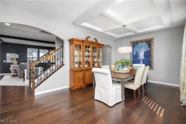 2430 Woodhawk Lane, Avon, OH 44011