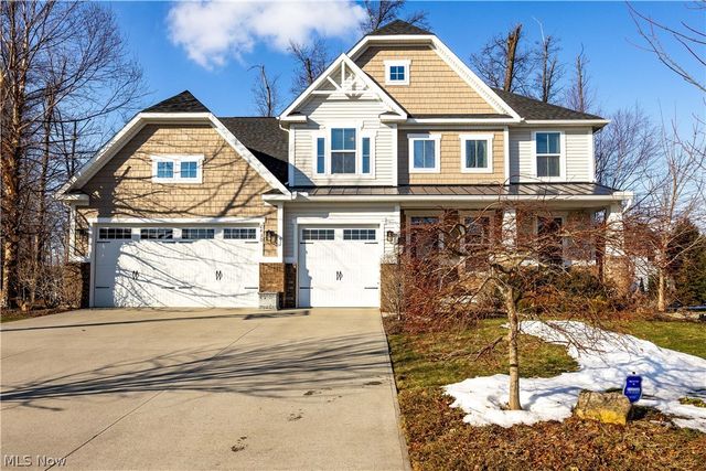 2430 Woodhawk Lane, Avon, OH 44011