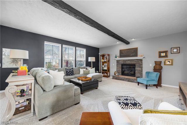 2430 Woodhawk Lane, Avon, OH 44011