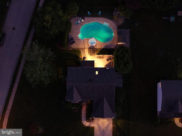 10 FARMHOUSE LN, Voorhees, NJ 08043
