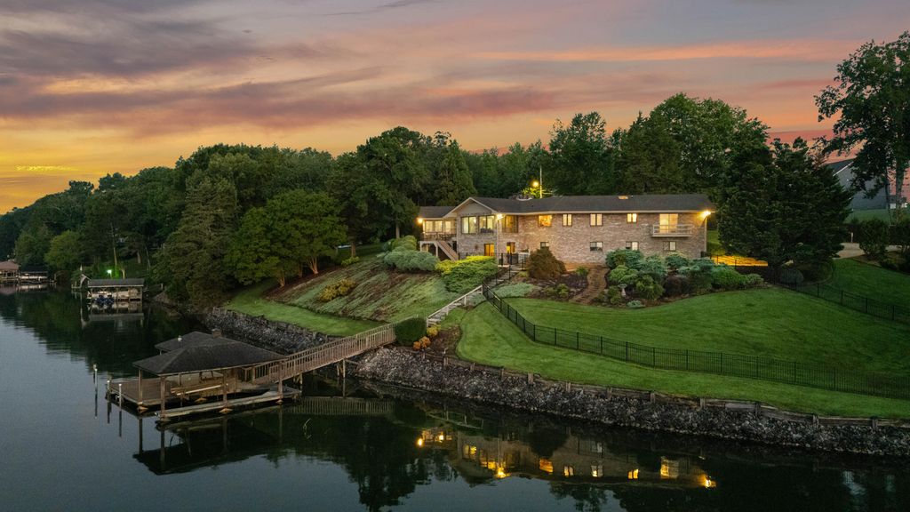 12010 Pine Cove Drive, Soddy Daisy, TN 37379