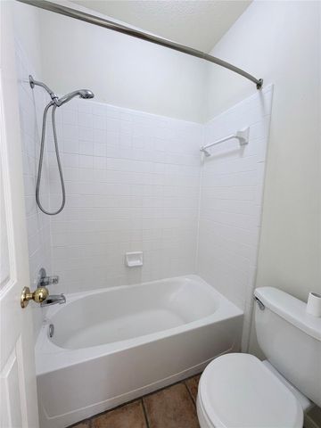 14926 Lindenbrook Lane, Houston, TX 77095