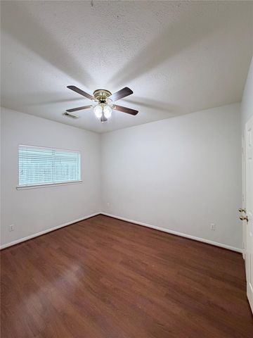 14926 Lindenbrook Lane, Houston, TX 77095