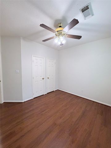 14926 Lindenbrook Lane, Houston, TX 77095