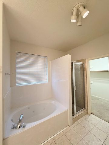 14926 Lindenbrook Lane, Houston, TX 77095