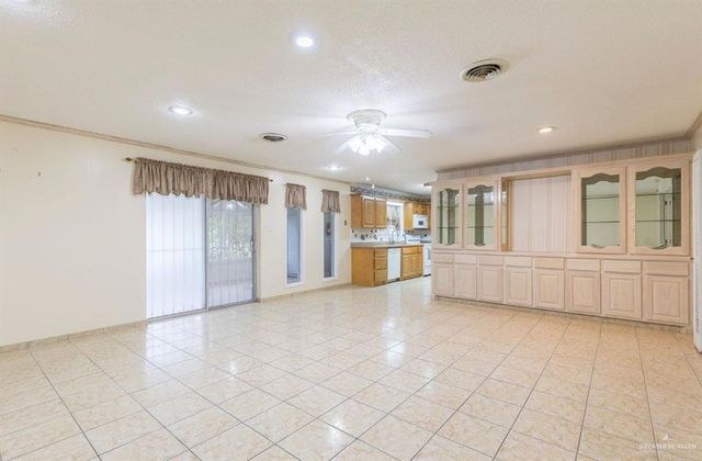 313 W Highland W Avenue, Mcallen, TX 78501