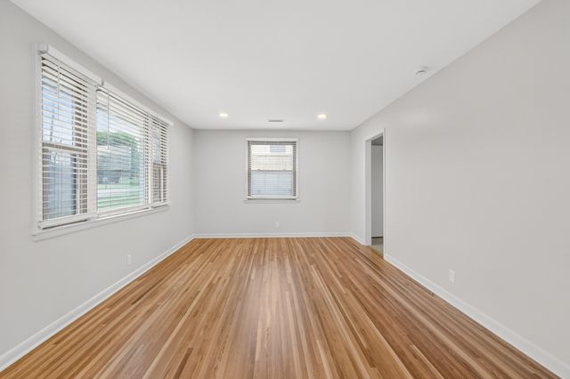 5022 Bonnahill Dr, Hermitage, TN 37076