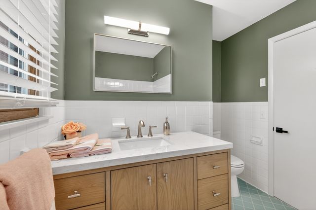 5022 Bonnahill Dr, Hermitage, TN 37076