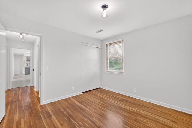 5022 Bonnahill Dr, Hermitage, TN 37076