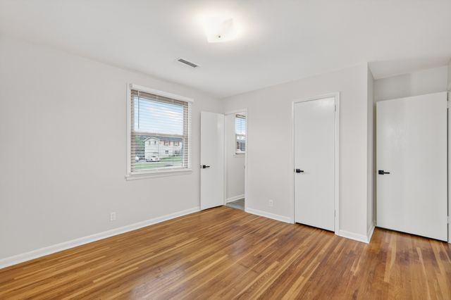 5022 Bonnahill Dr, Hermitage, TN 37076