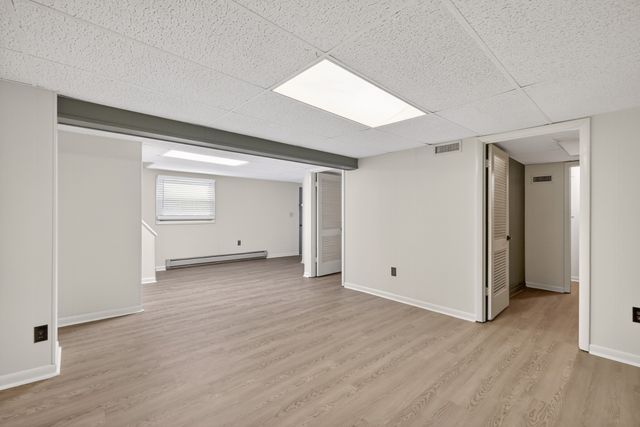 5022 Bonnahill Dr, Hermitage, TN 37076