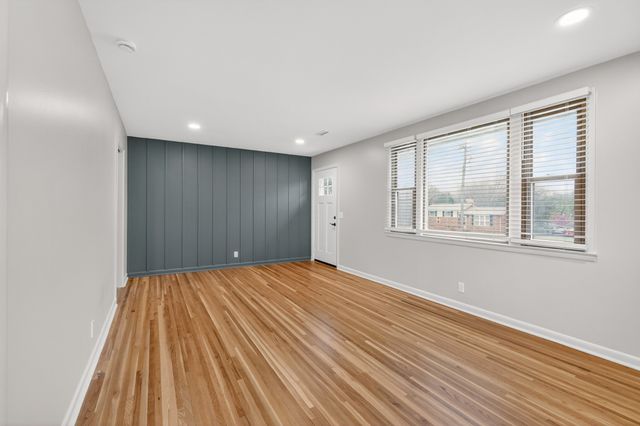 5022 Bonnahill Dr, Hermitage, TN 37076