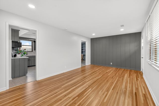 5022 Bonnahill Dr, Hermitage, TN 37076