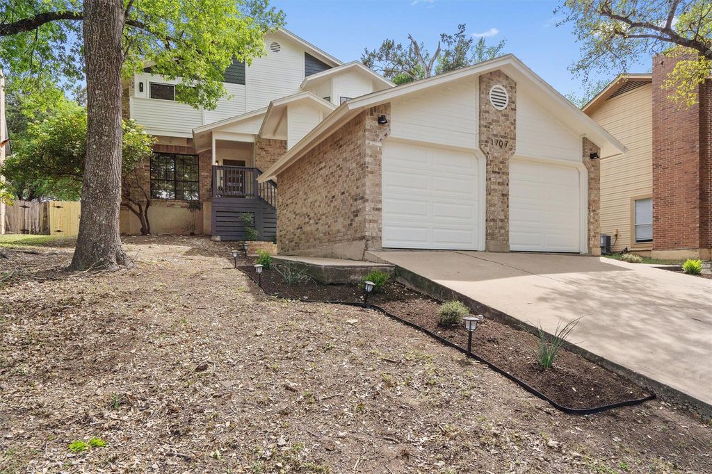 1707 Waterloo TRL, Austin, TX 78704