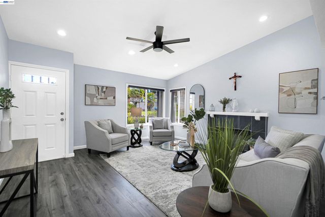 22633 Mossy Rock Drive, Hayward, CA 94541
