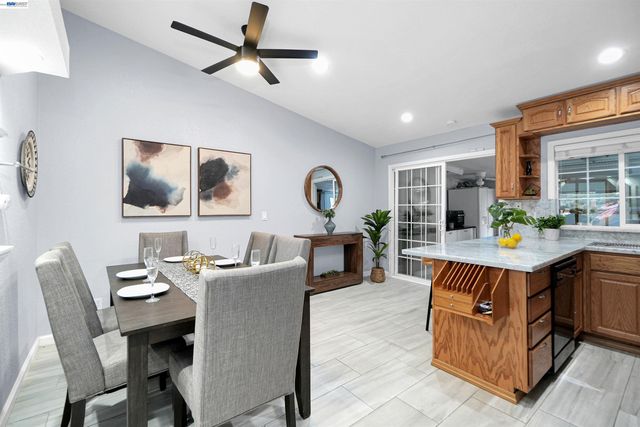 22633 Mossy Rock Drive, Hayward, CA 94541