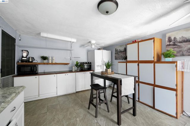 22633 Mossy Rock Drive, Hayward, CA 94541