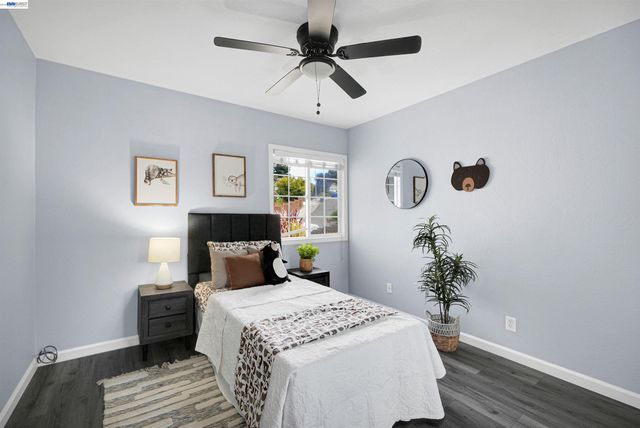 22633 Mossy Rock Drive, Hayward, CA 94541