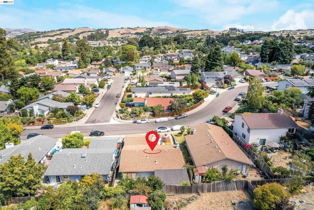 22633 Mossy Rock Drive, Hayward, CA 94541