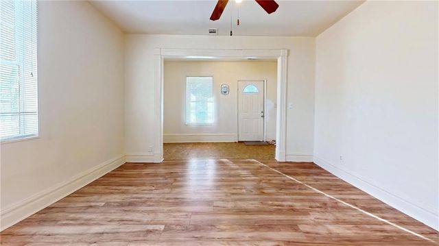 221 N Clay Street, Nevada, MO 64772