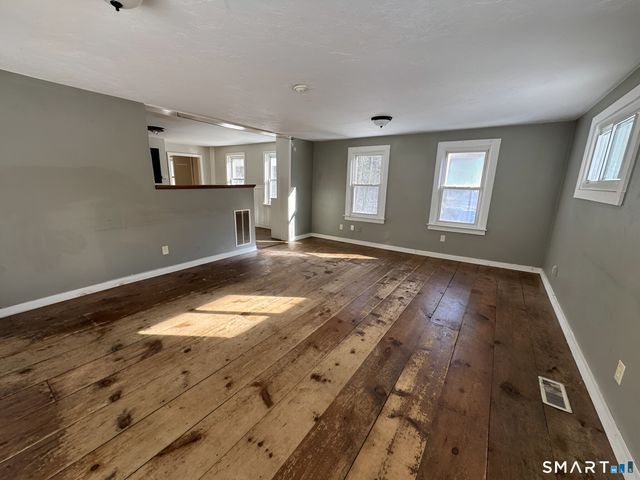 1346 Route 169, Woodstock, CT 06281