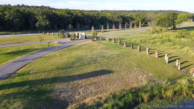 15 Pebble Ridge Road, Eufaula, OK 74432