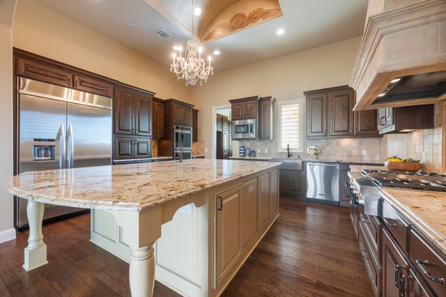 224 Neville Wood CT, Austin, TX 78738