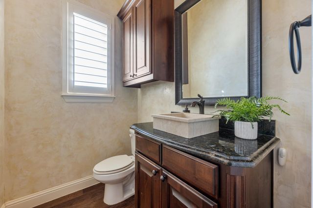 224 Neville Wood CT, Austin, TX 78738