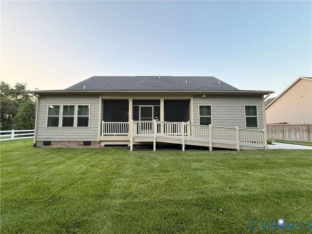 9052 Garrison Manor Dr, Mechanicsville, VA 23116