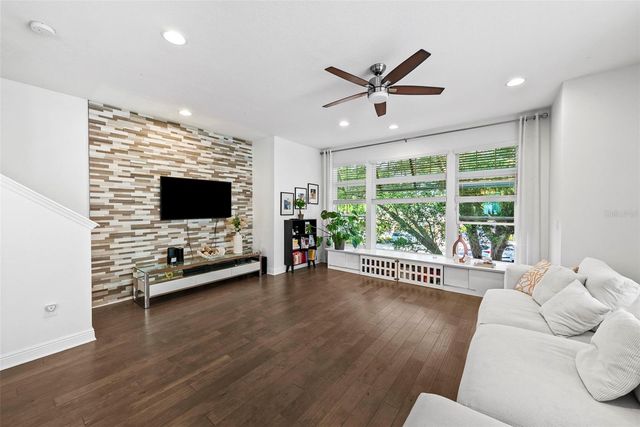 420 S LINCOLN AVENUE, Tampa, FL 33609