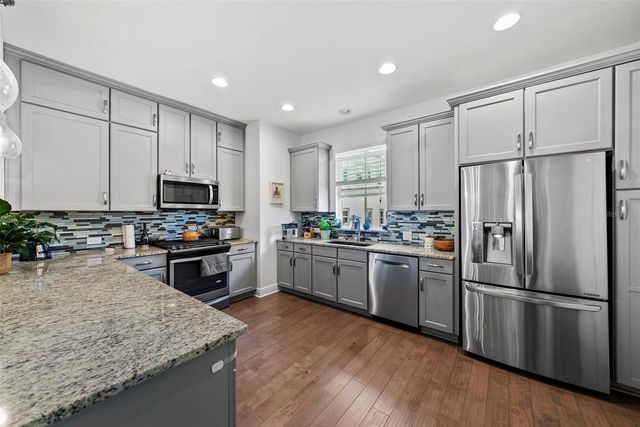 420 S LINCOLN AVENUE, Tampa, FL 33609
