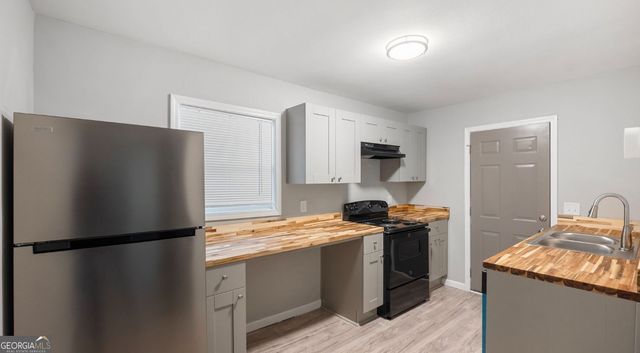 614 Hardy Avenue A, Rome, GA 30161