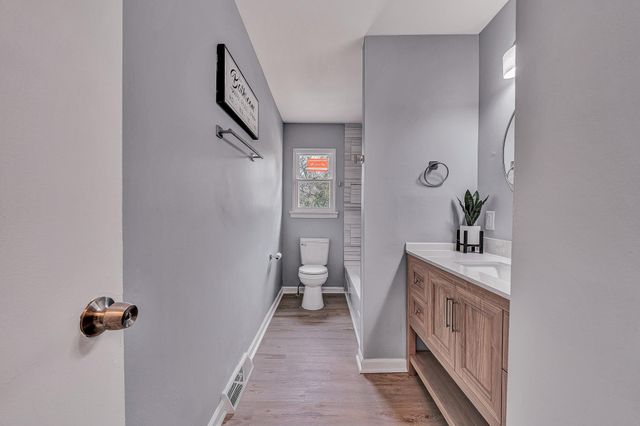 3931 Green Spring AVE, Roanoke, VA 24017