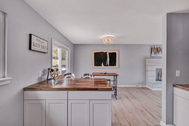 3931 Green Spring AVE, Roanoke, VA 24017