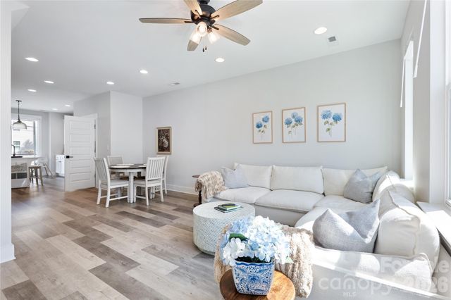 223 S Bruns Avenue, Charlotte, NC 28208