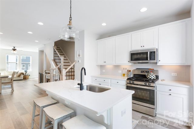 223 S Bruns Avenue, Charlotte, NC 28208