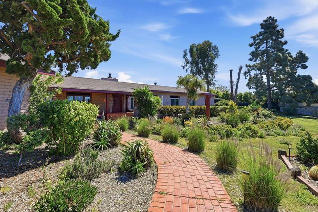 1355 Rainbow Ridge Lane, Encinitas, CA 92024