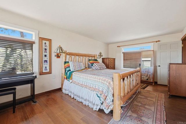 1355 Rainbow Ridge Lane, Encinitas, CA 92024