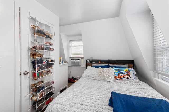 6022 NEWKIRK AVE, North Bergen, NJ 07047