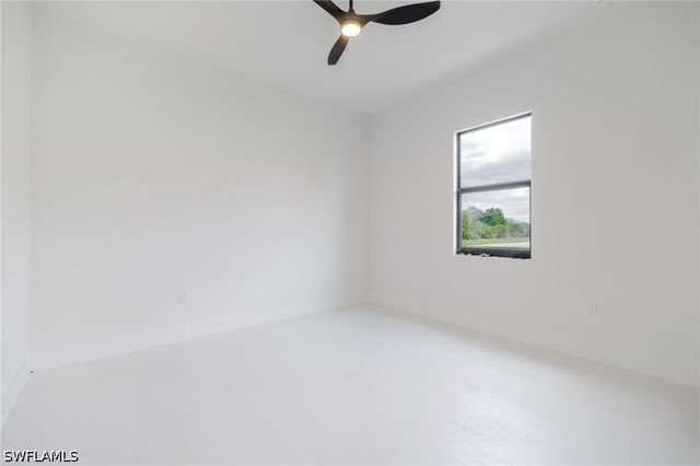 1211 Cloplon ST E, Lehigh Acres, FL 33974