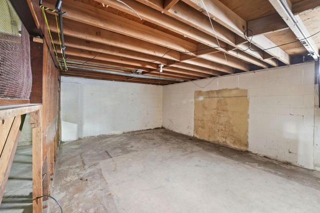 6336 Archmere Square E, Columbus, OH 43229