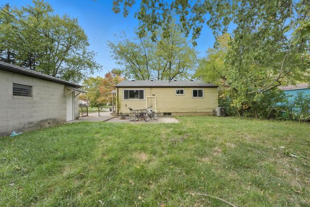6336 Archmere Square E, Columbus, OH 43229