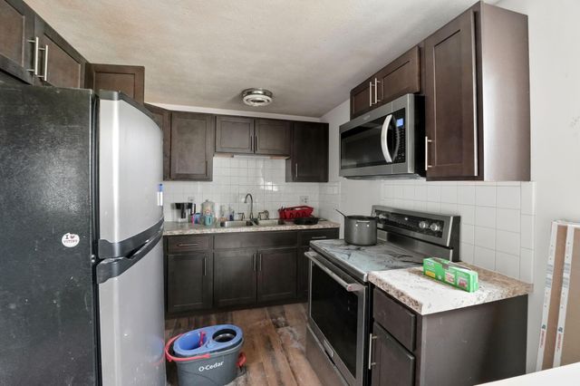 6336 Archmere Square E, Columbus, OH 43229