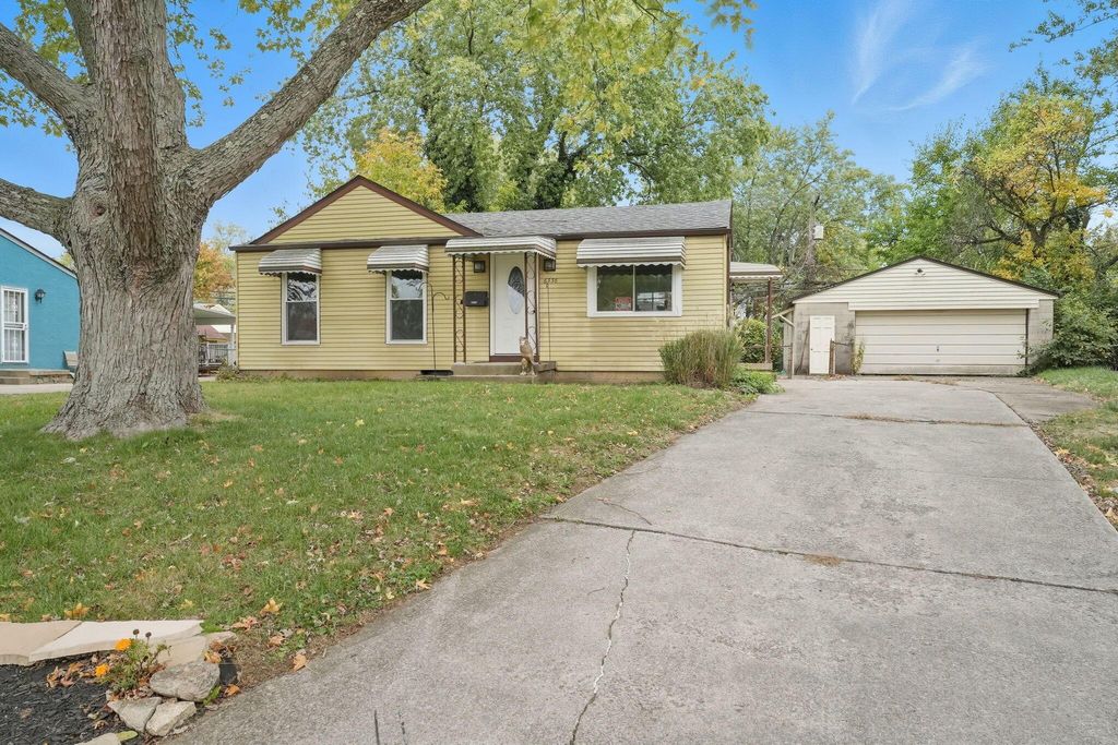 6336 Archmere Square E, Columbus, OH 43229