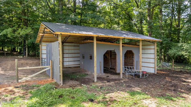 316 Red Hill Rd, Andersonville, TN 37705