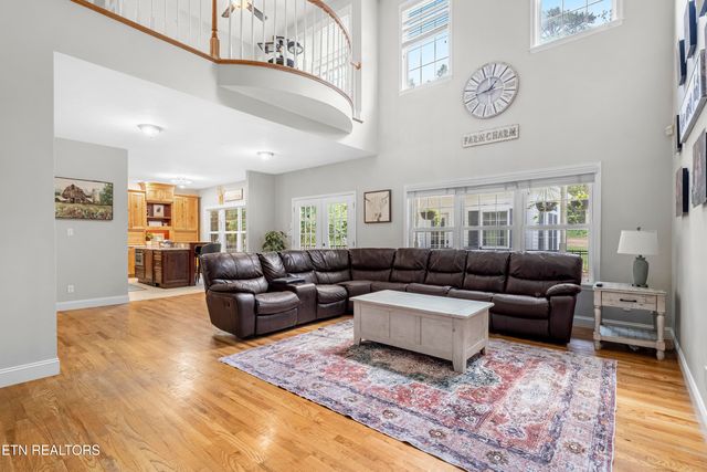 316 Red Hill Rd, Andersonville, TN 37705