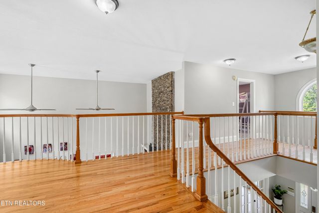 316 Red Hill Rd, Andersonville, TN 37705