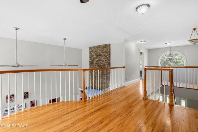 316 Red Hill Rd, Andersonville, TN 37705