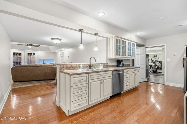 316 Red Hill Rd, Andersonville, TN 37705